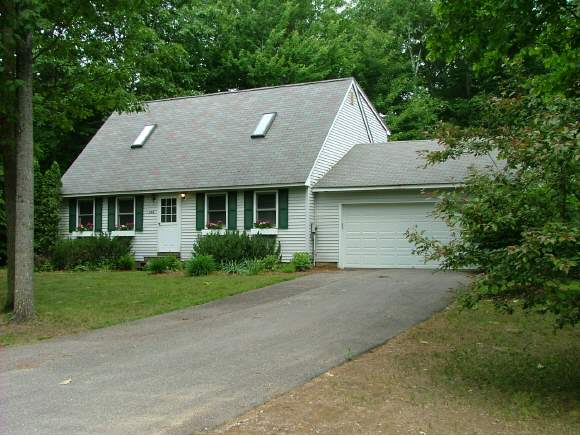 548 Waller Rd