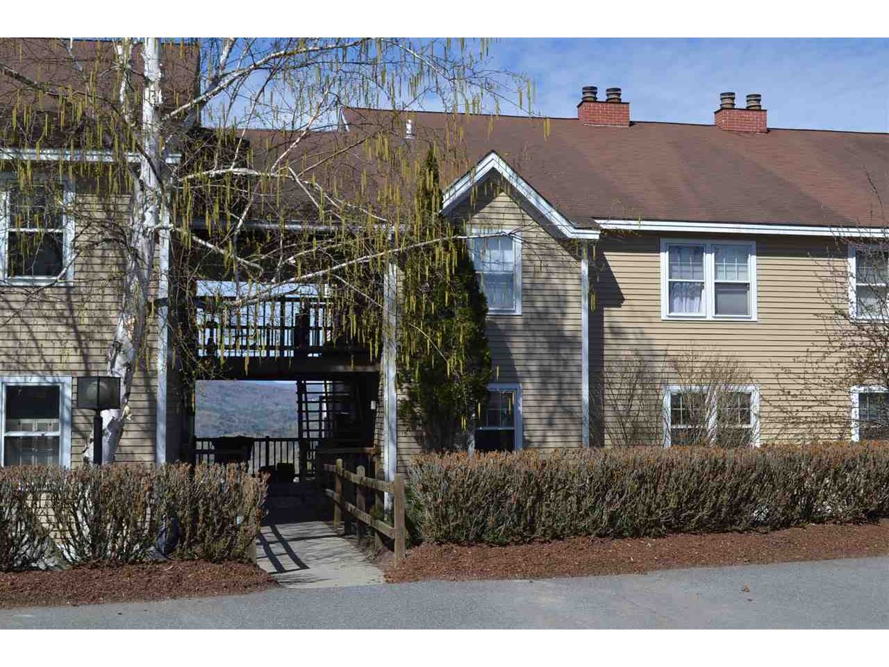 55 Cityside Drive, Unit 15