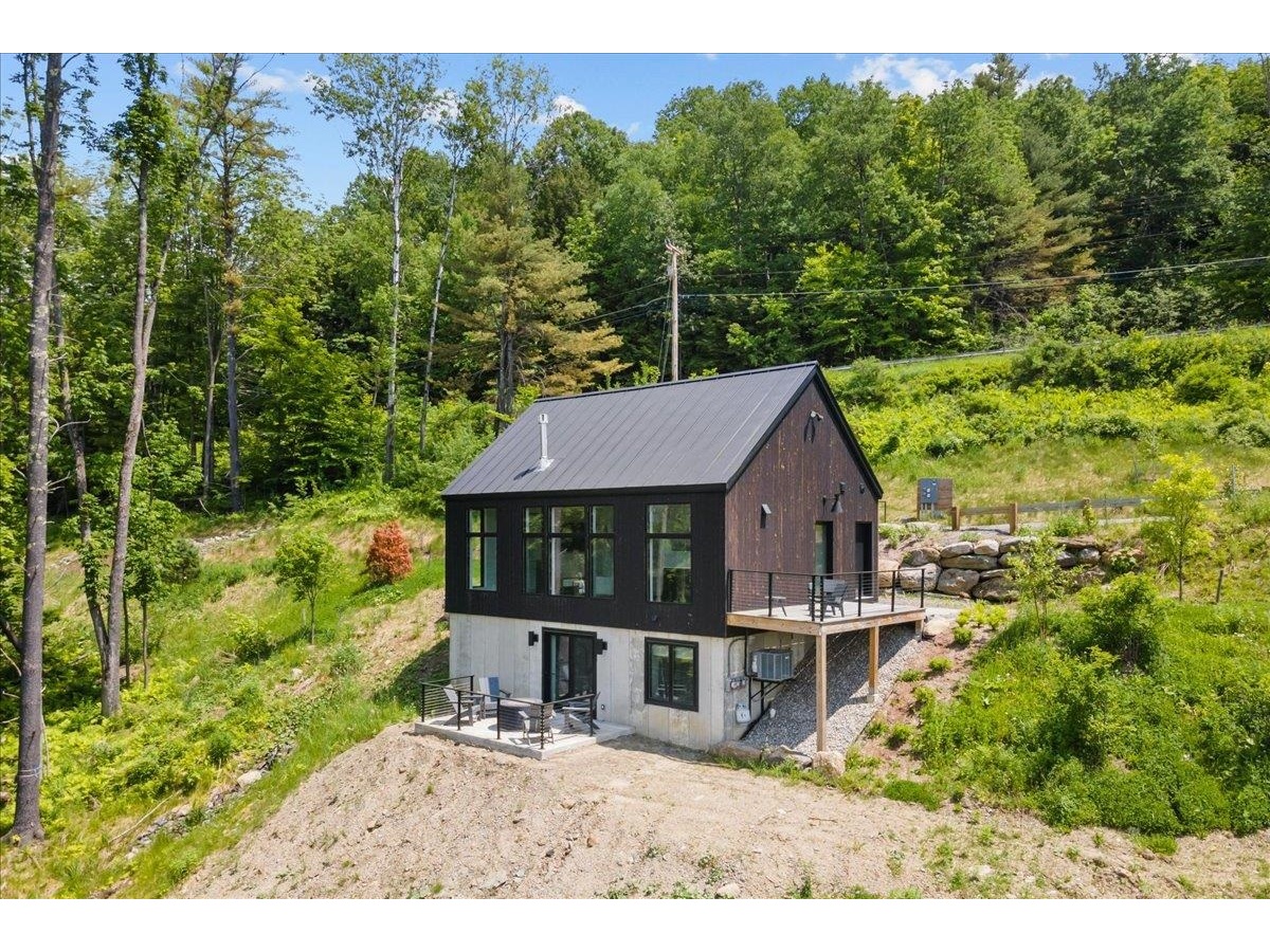 55 Eloise Lane, Stowe