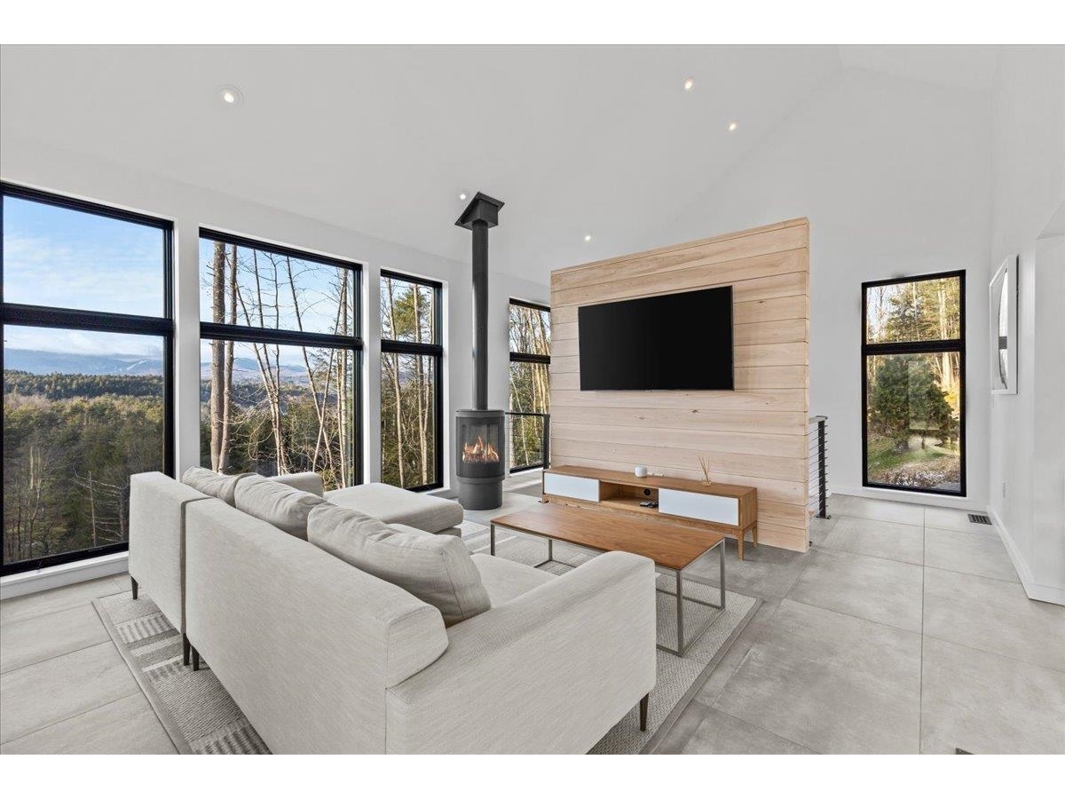 55 Eloise Lane, Unit B