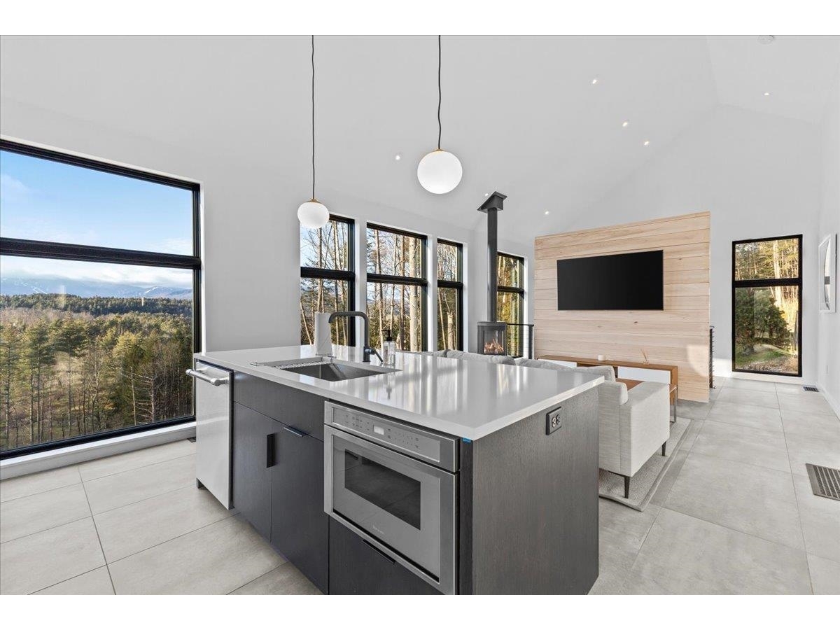 55 Eloise Lane, Unit B