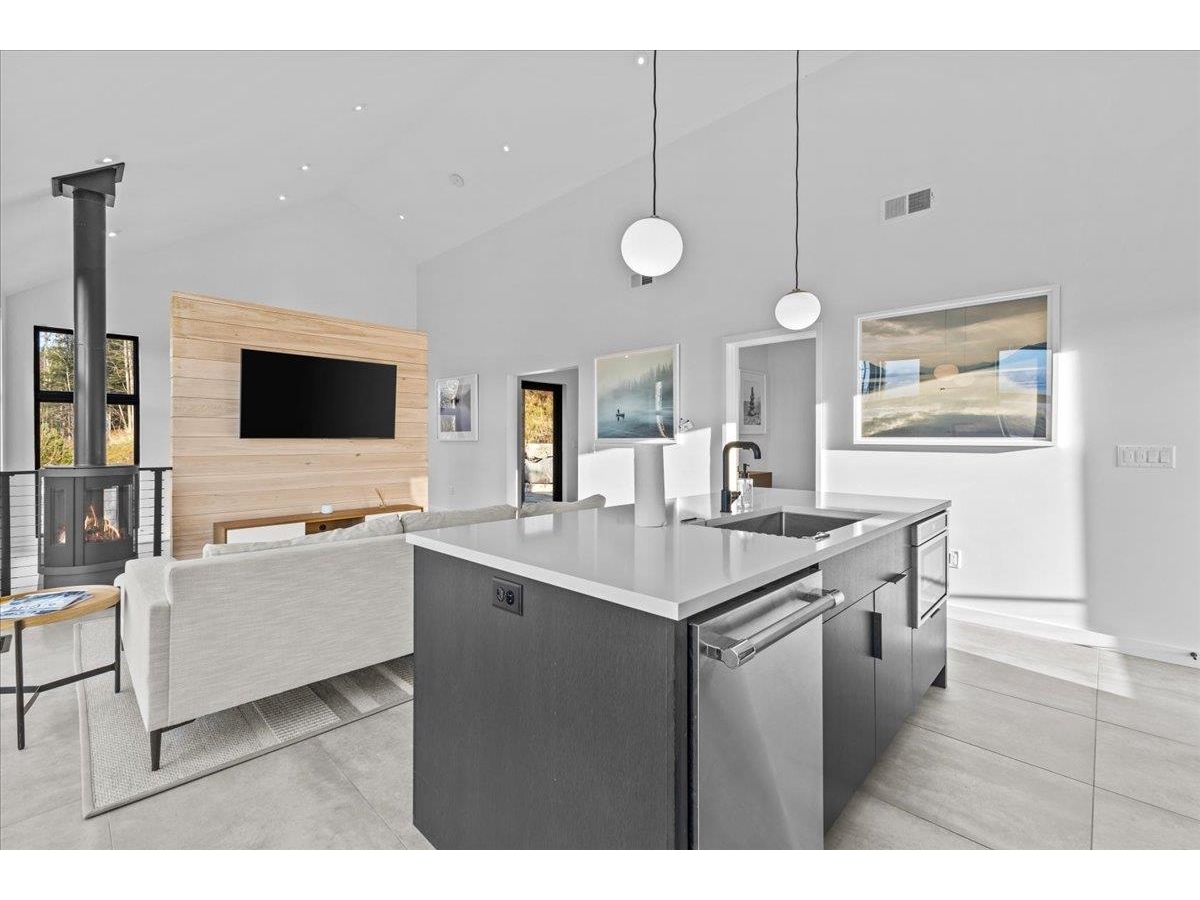 55 Eloise Lane, Unit B