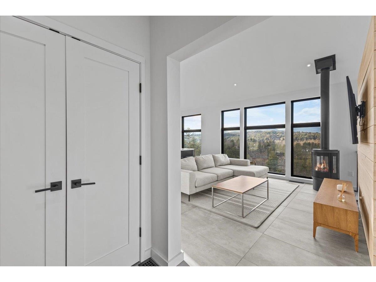 55 Eloise Lane, Unit B