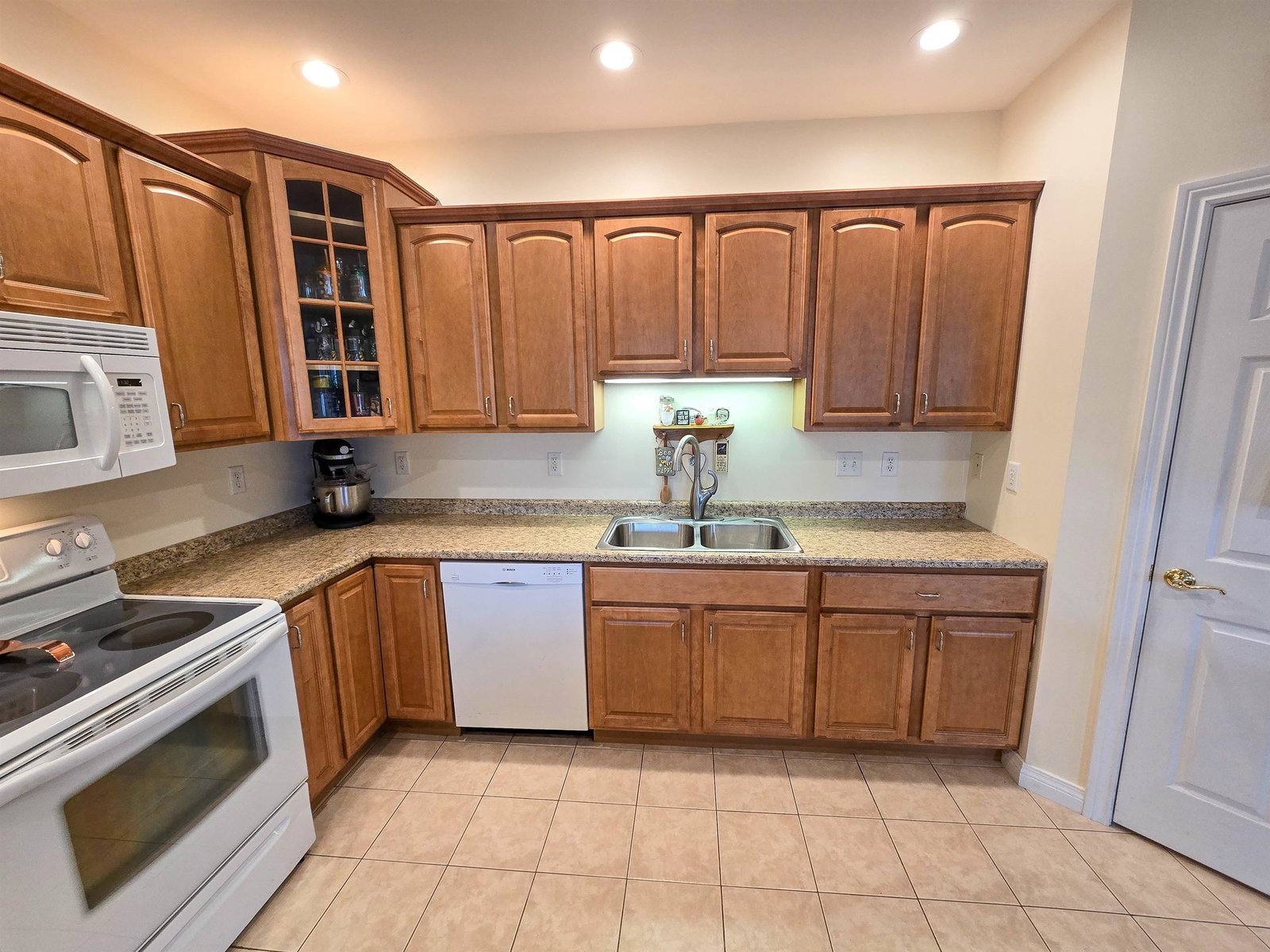55 Garden Circle