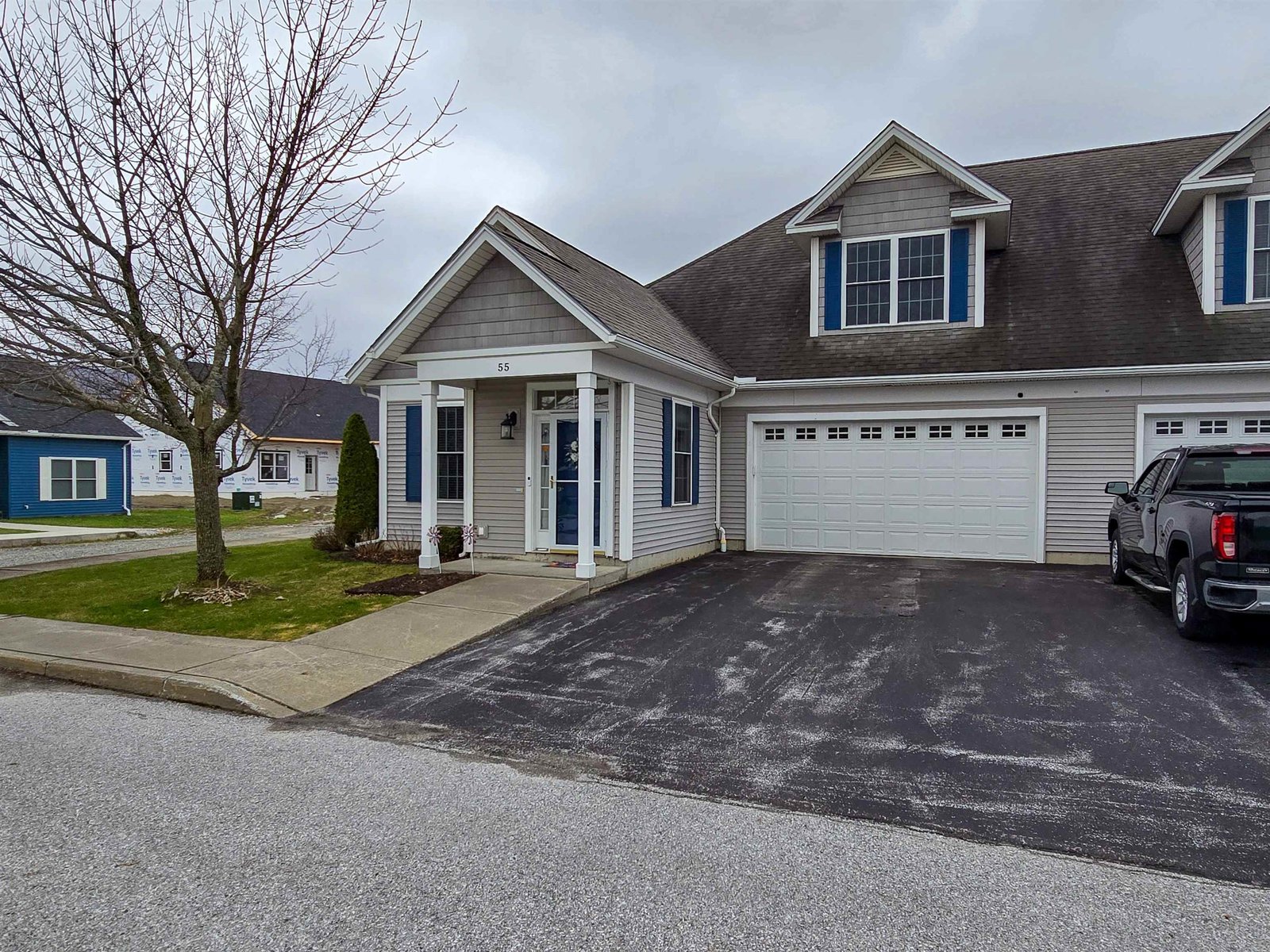 55 Garden Circle