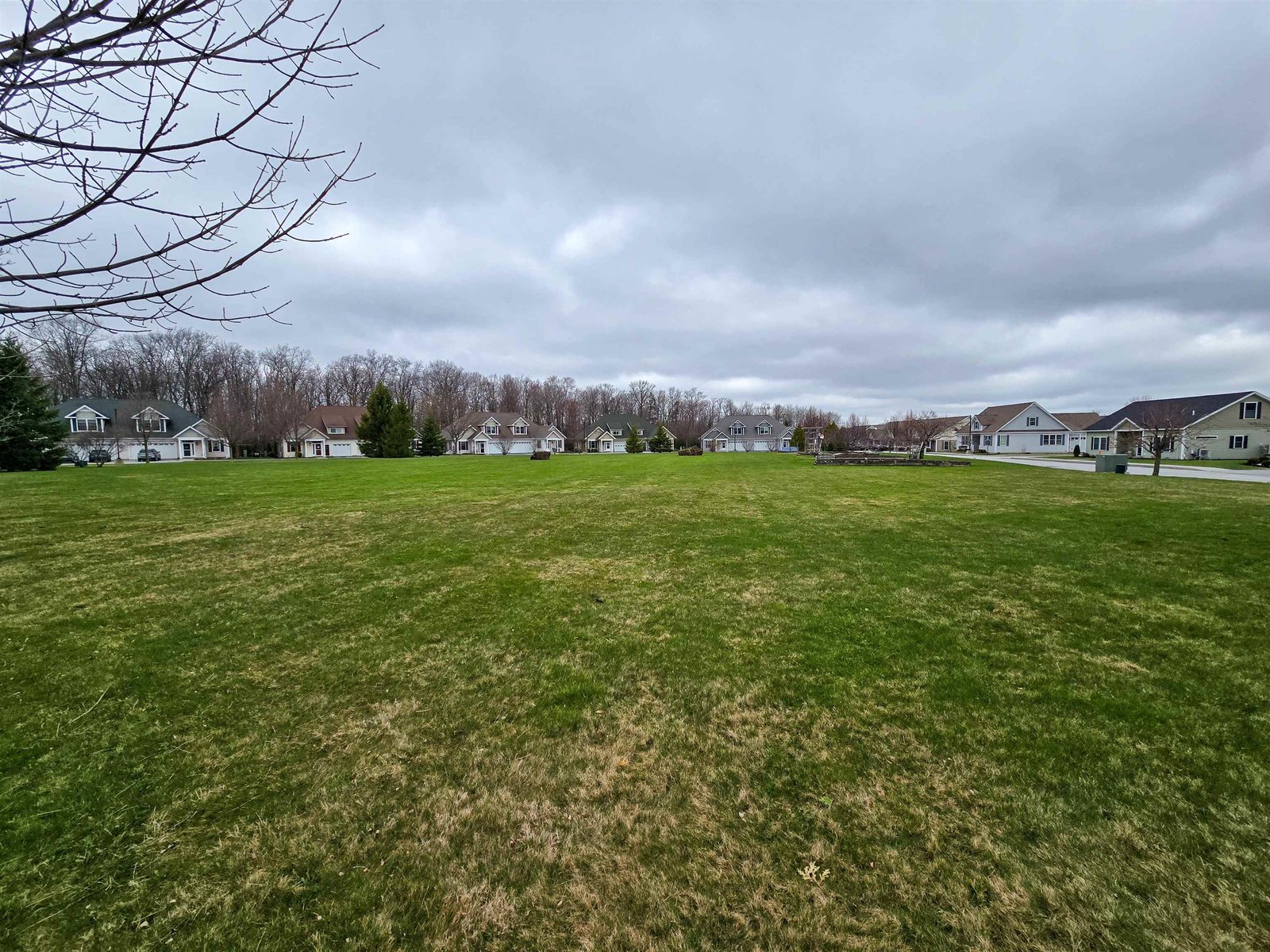 55 Garden Circle