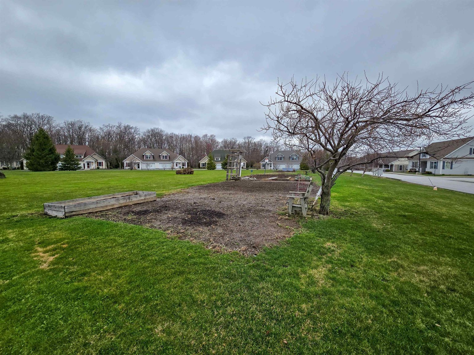 55 Garden Circle