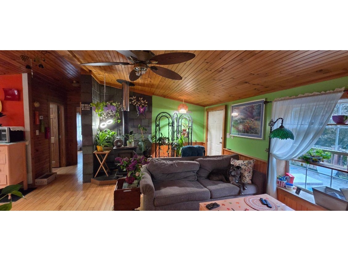 55 Green Avenue