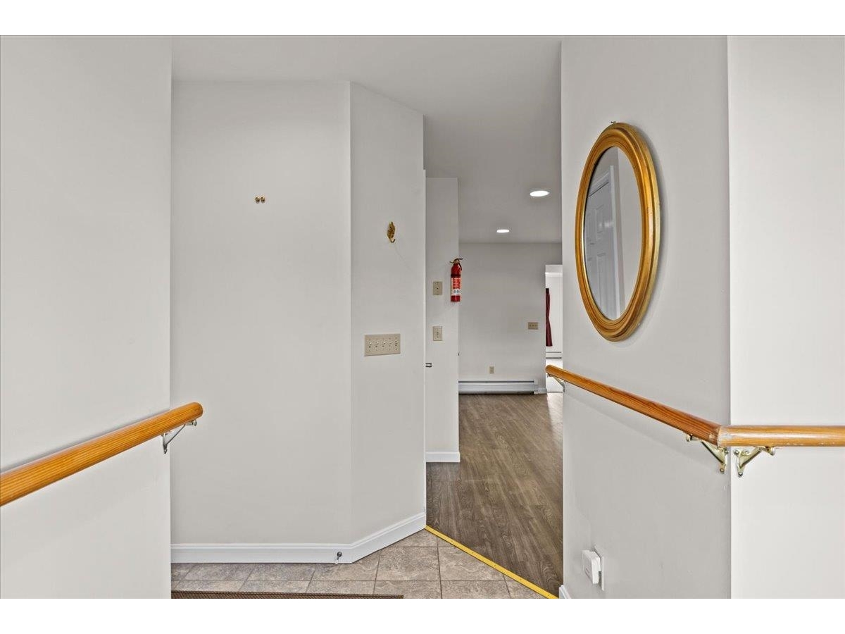 55 Jersey Way, Unit B10