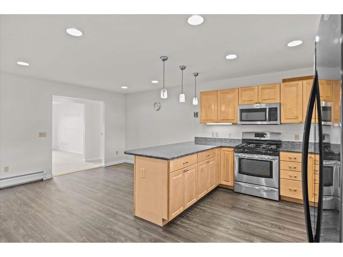 55 Jersey Way, Unit B10