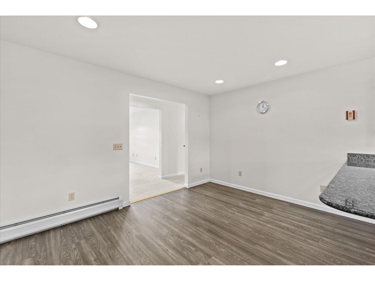 55 Jersey Way, Unit B10