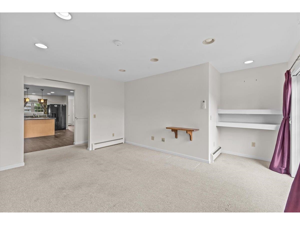 55 Jersey Way, Unit B10