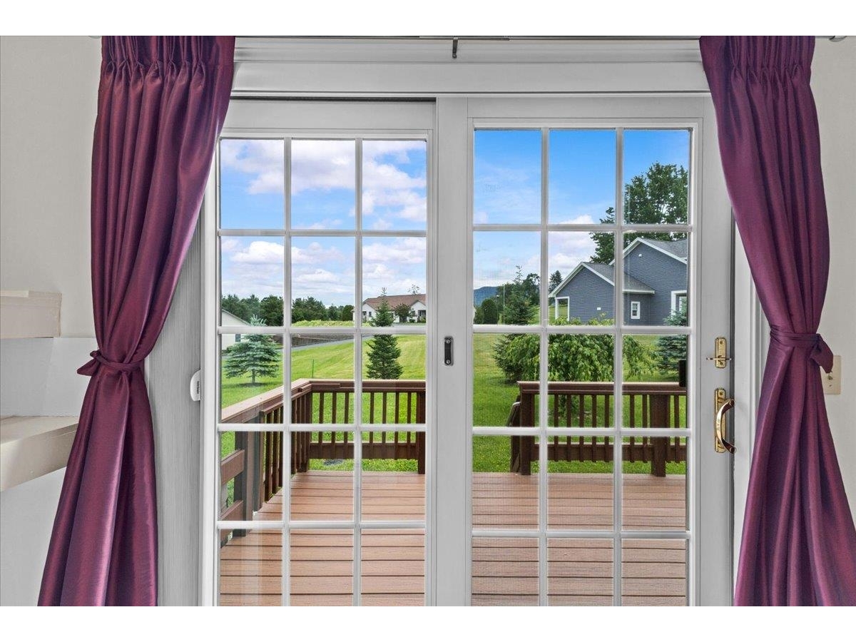 55 Jersey Way, Unit B10