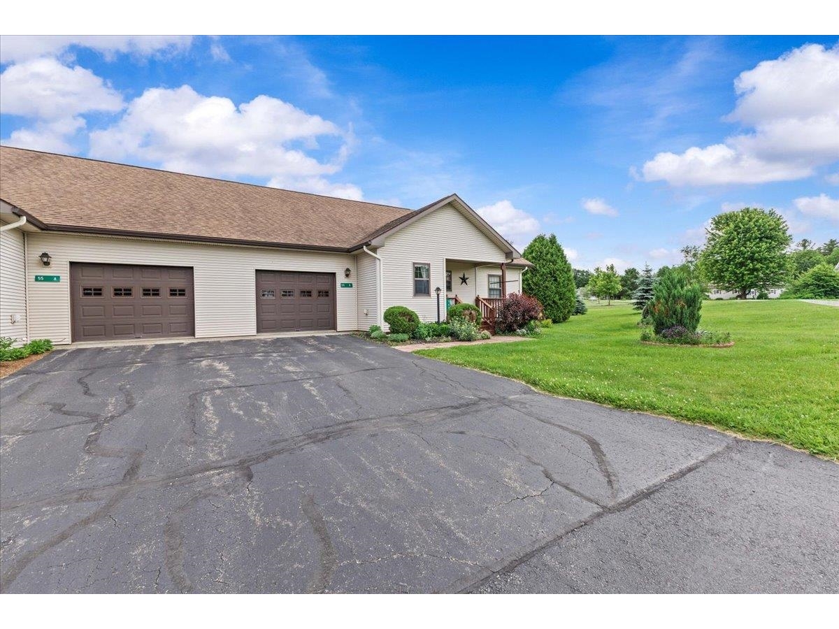 55 Jersey Way, Unit B10