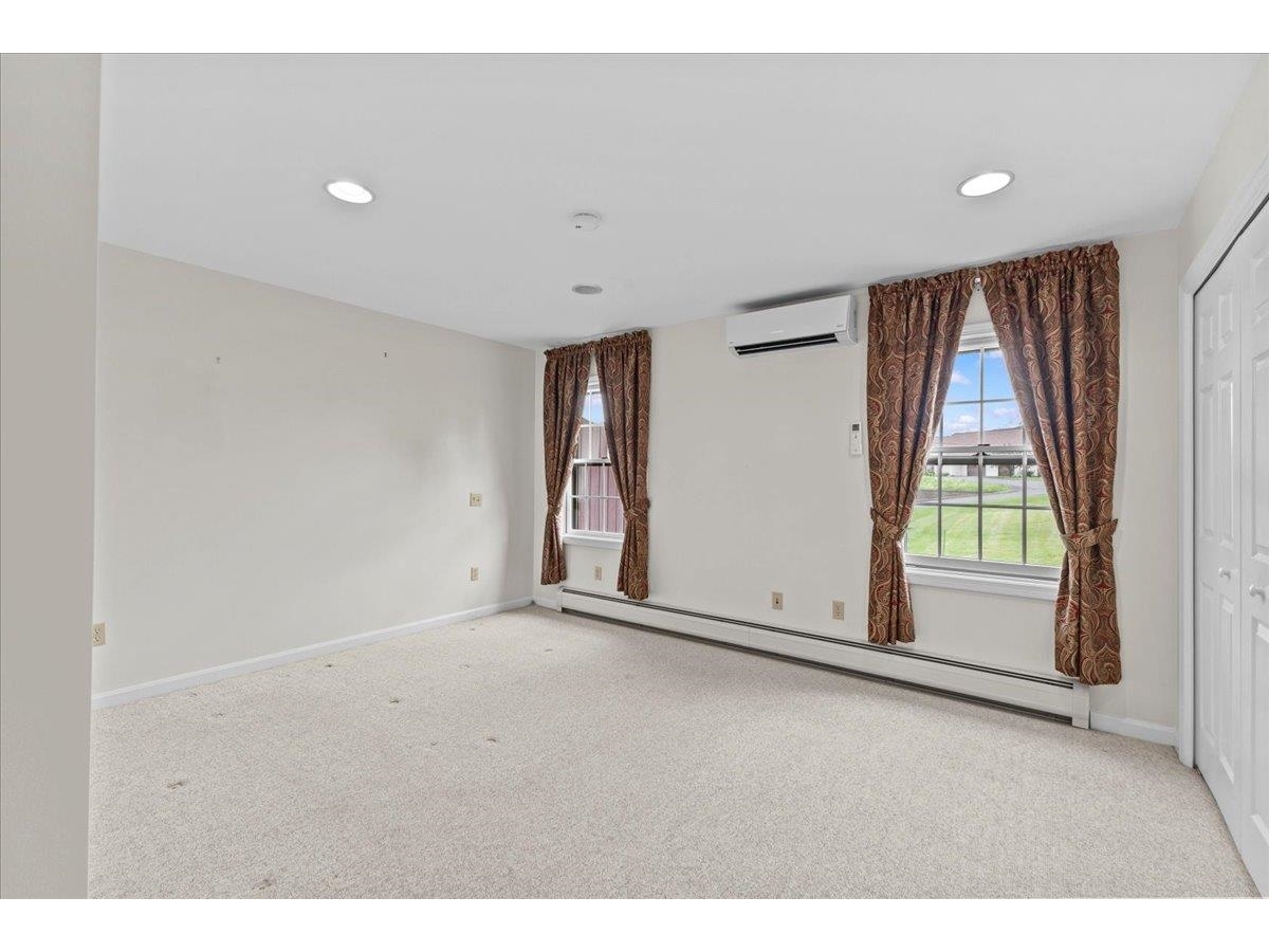 55 Jersey Way, Unit B10