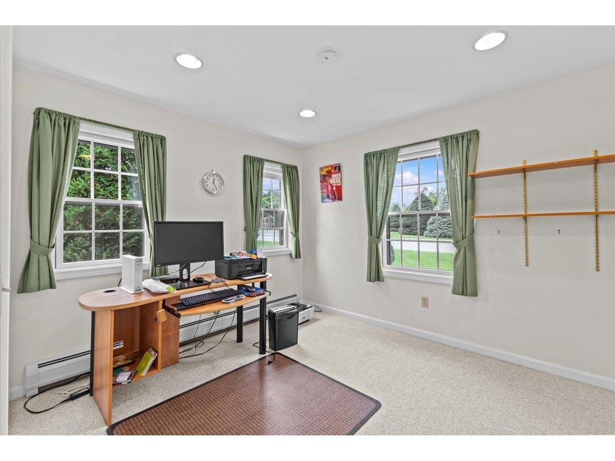 55 Jersey Way, Unit B10