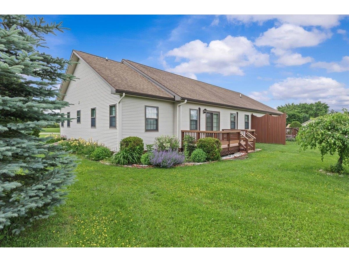 55 Jersey Way, Unit B10