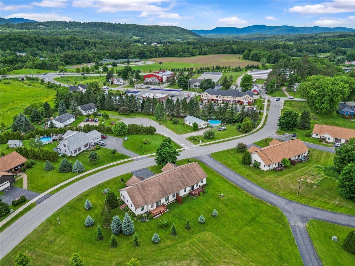 55 Jersey Way, Unit B10