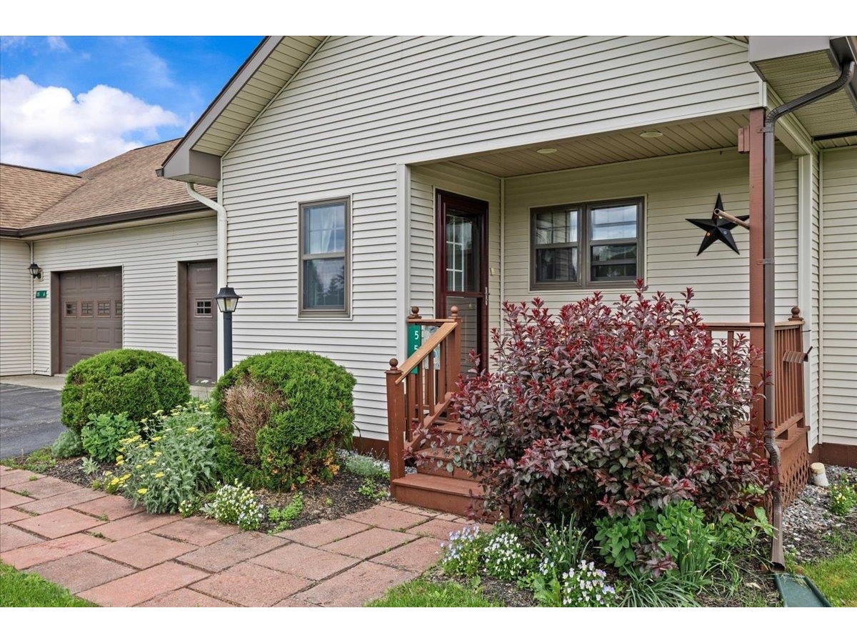 55 Jersey Way, Unit B10