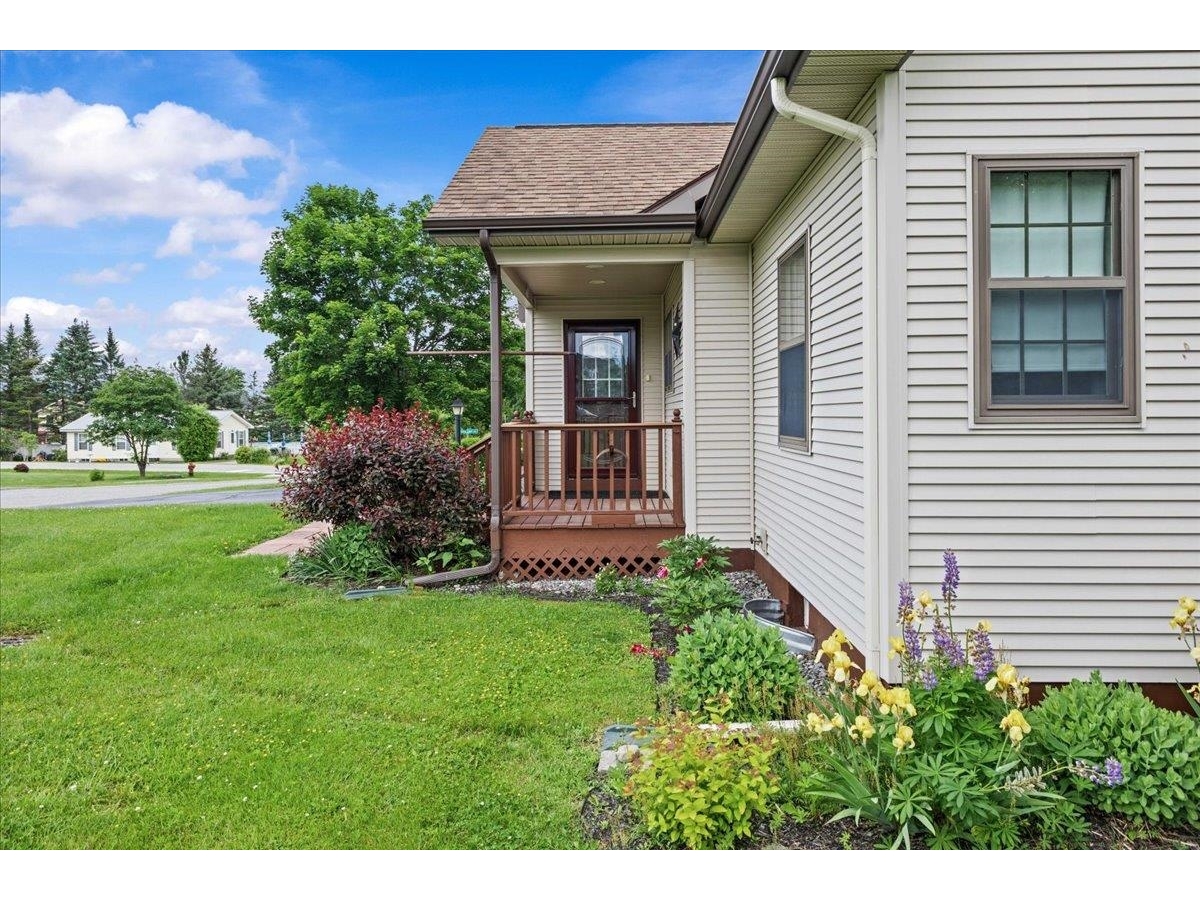 55 Jersey Way, Unit B10