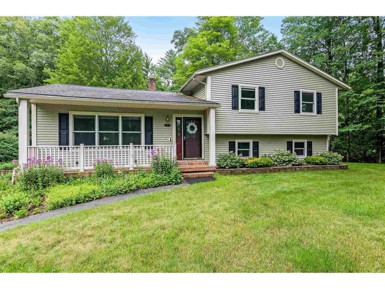 55 Logwood Circle
