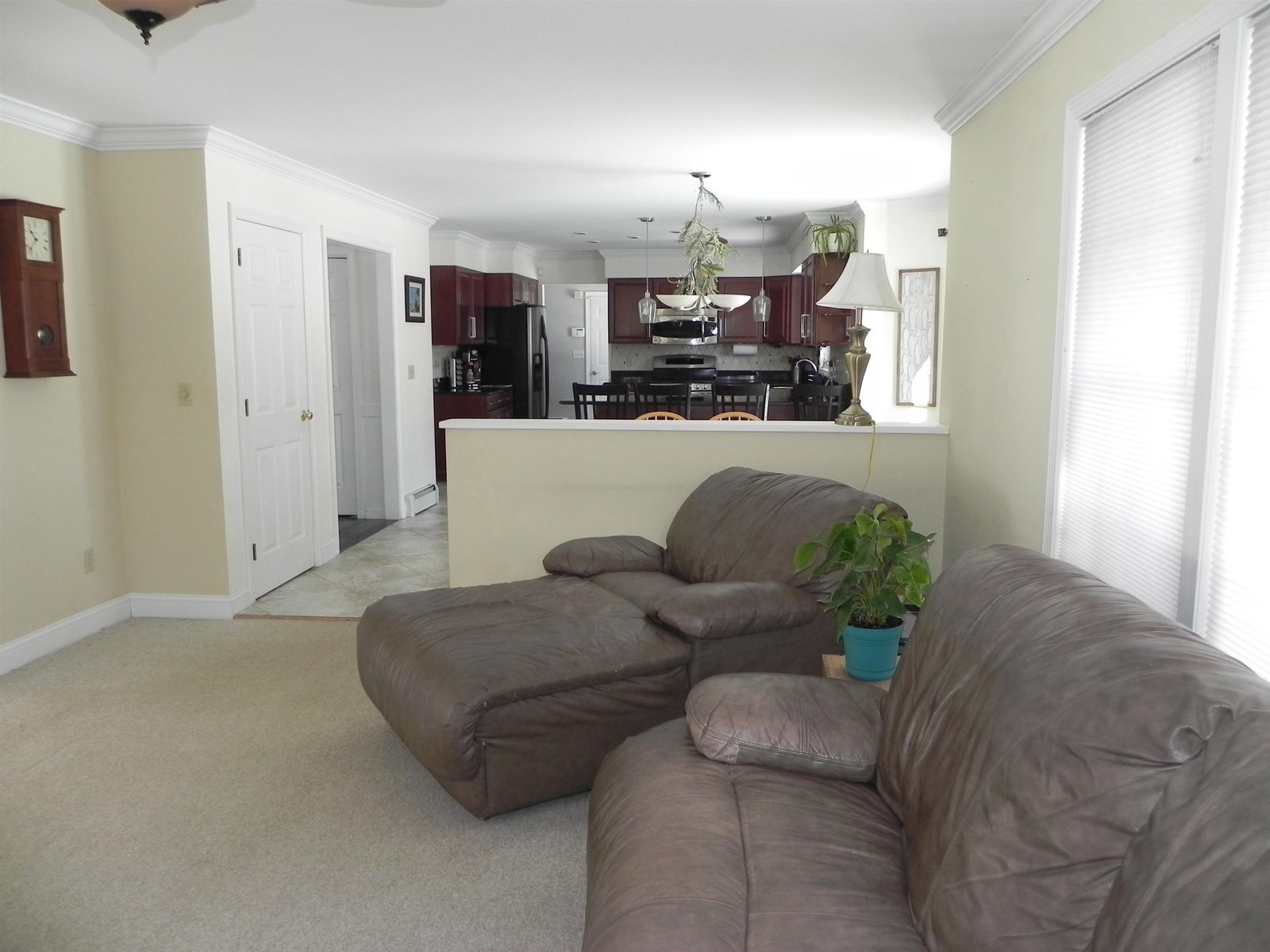 55 Longwood Circle