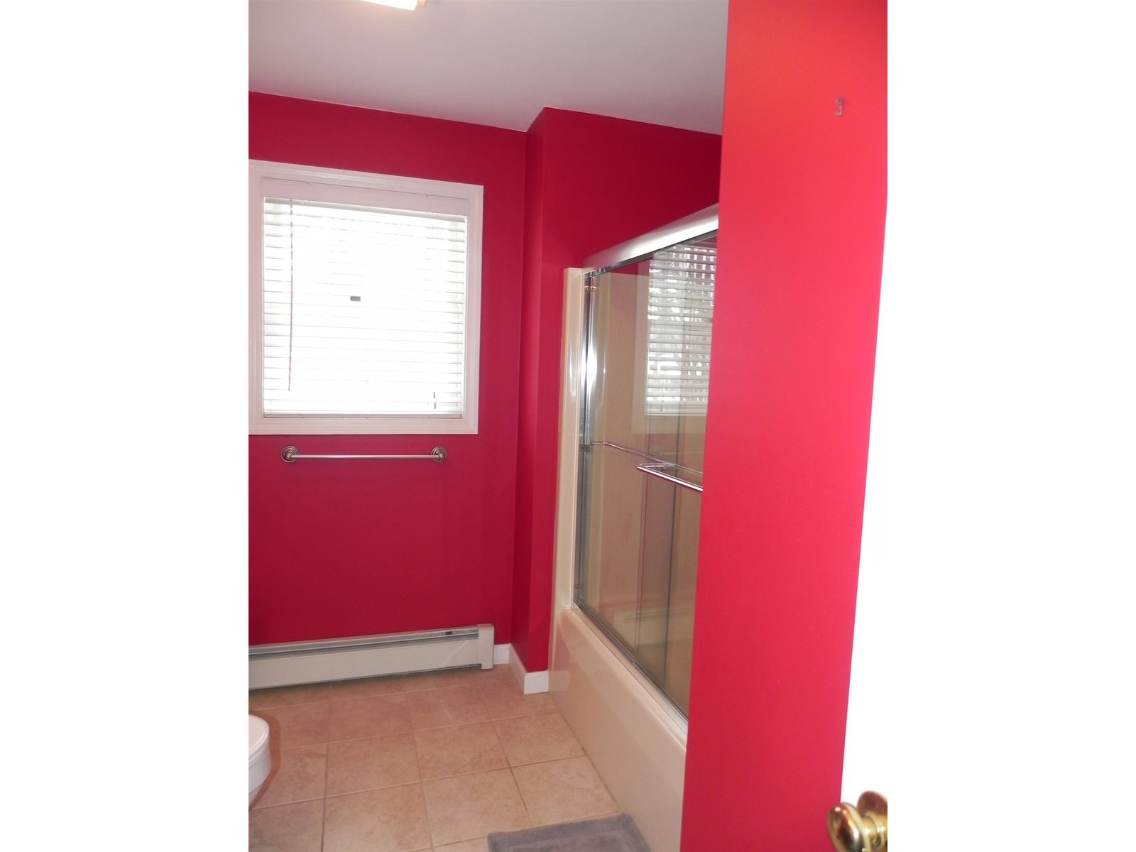 55 Longwood Circle