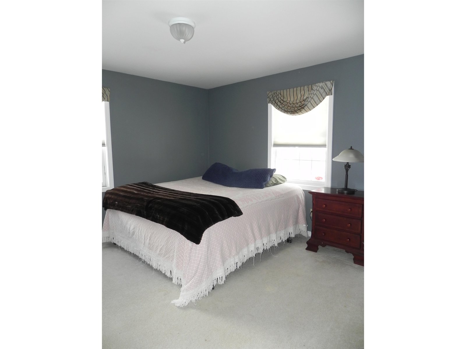 55 Longwood Circle