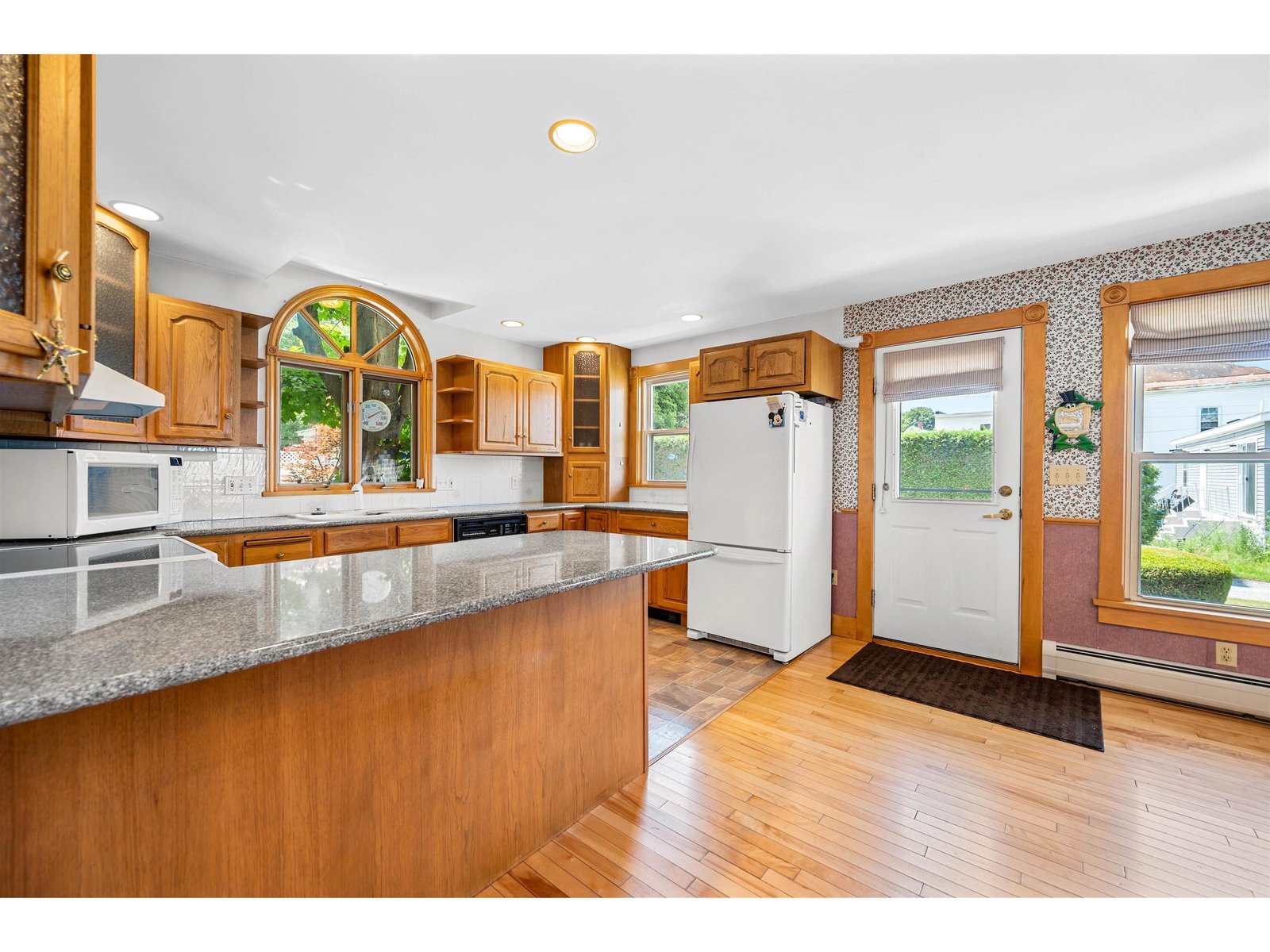 55 Maple Avenue