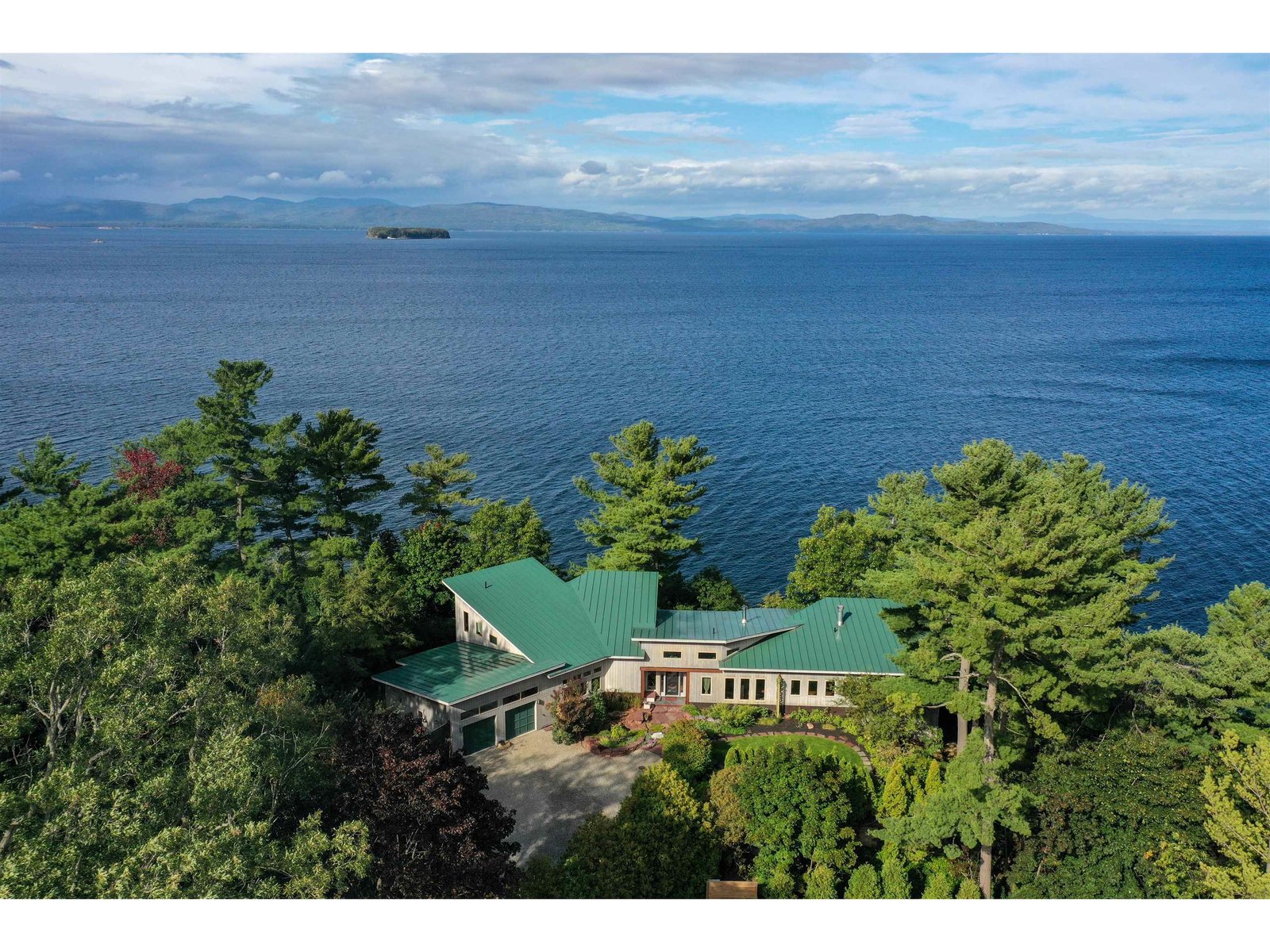 55 Oakledge Drive