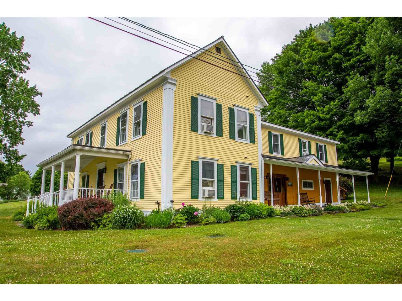 550 Old County Road