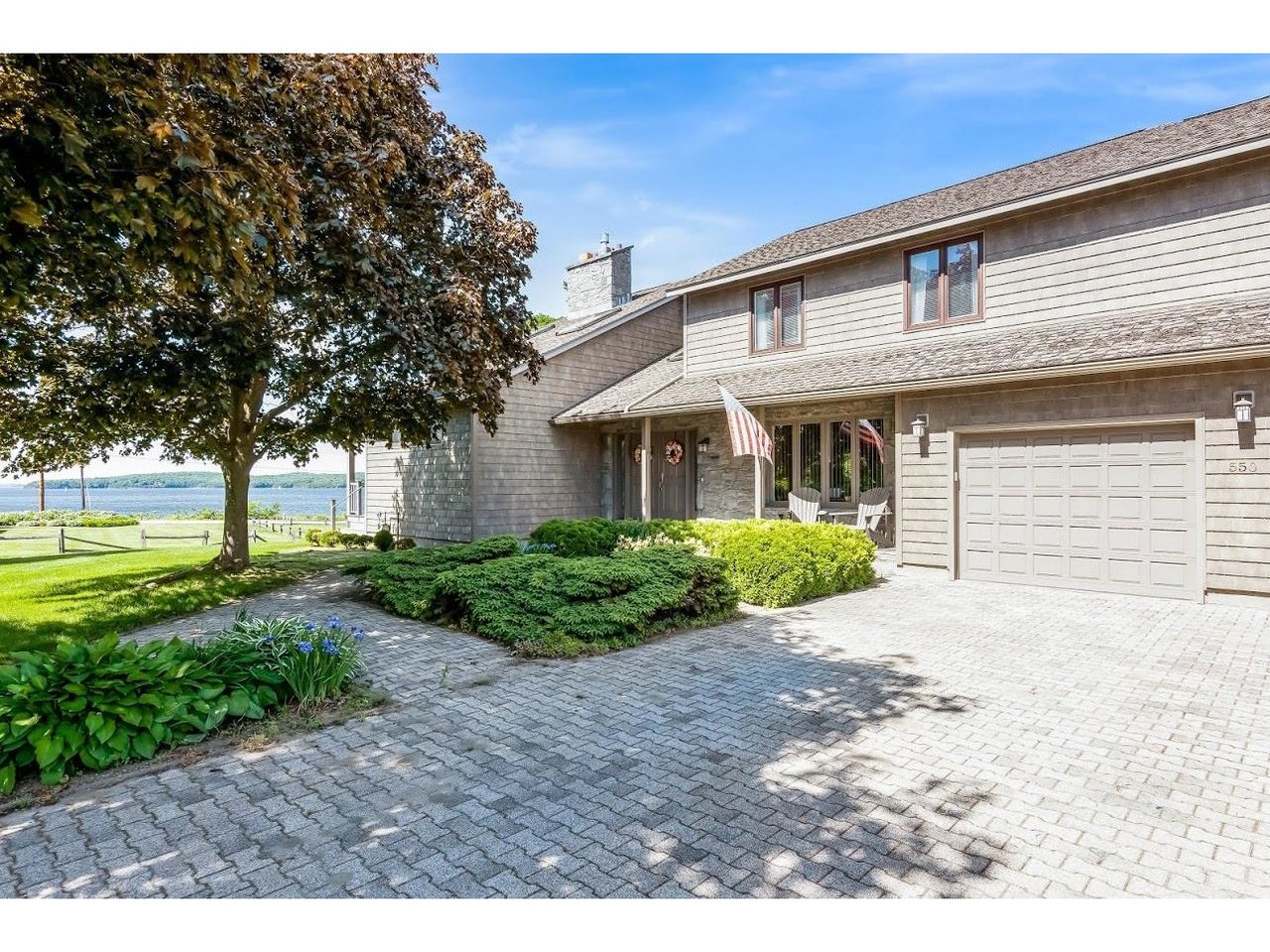 550 South Bay Circle