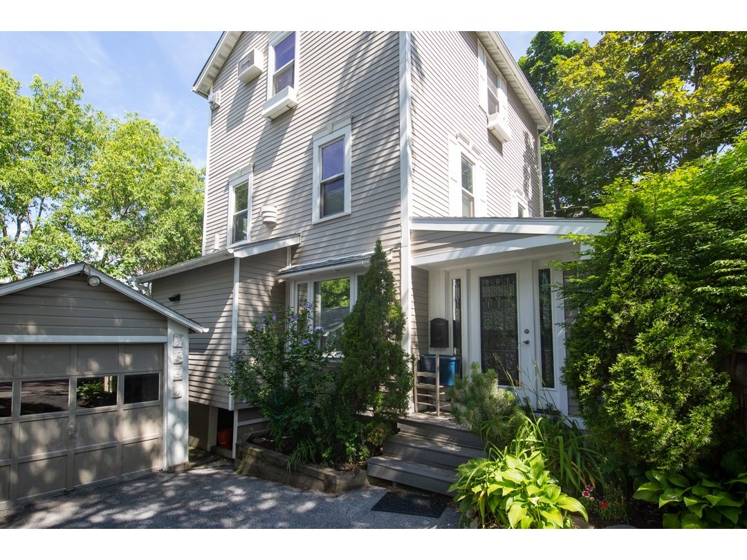 555 South Willard Street