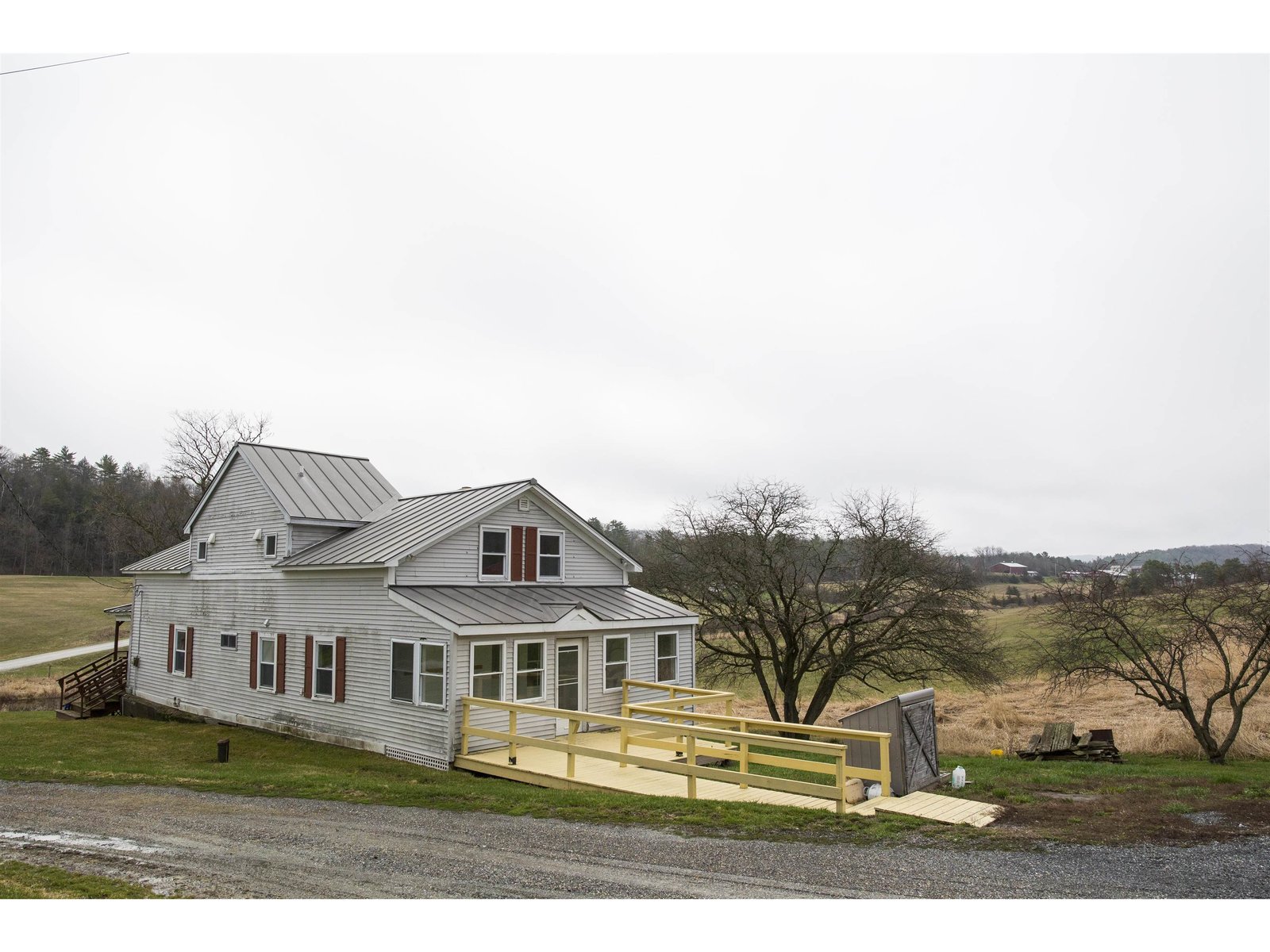 557 Pleasant Valley Road