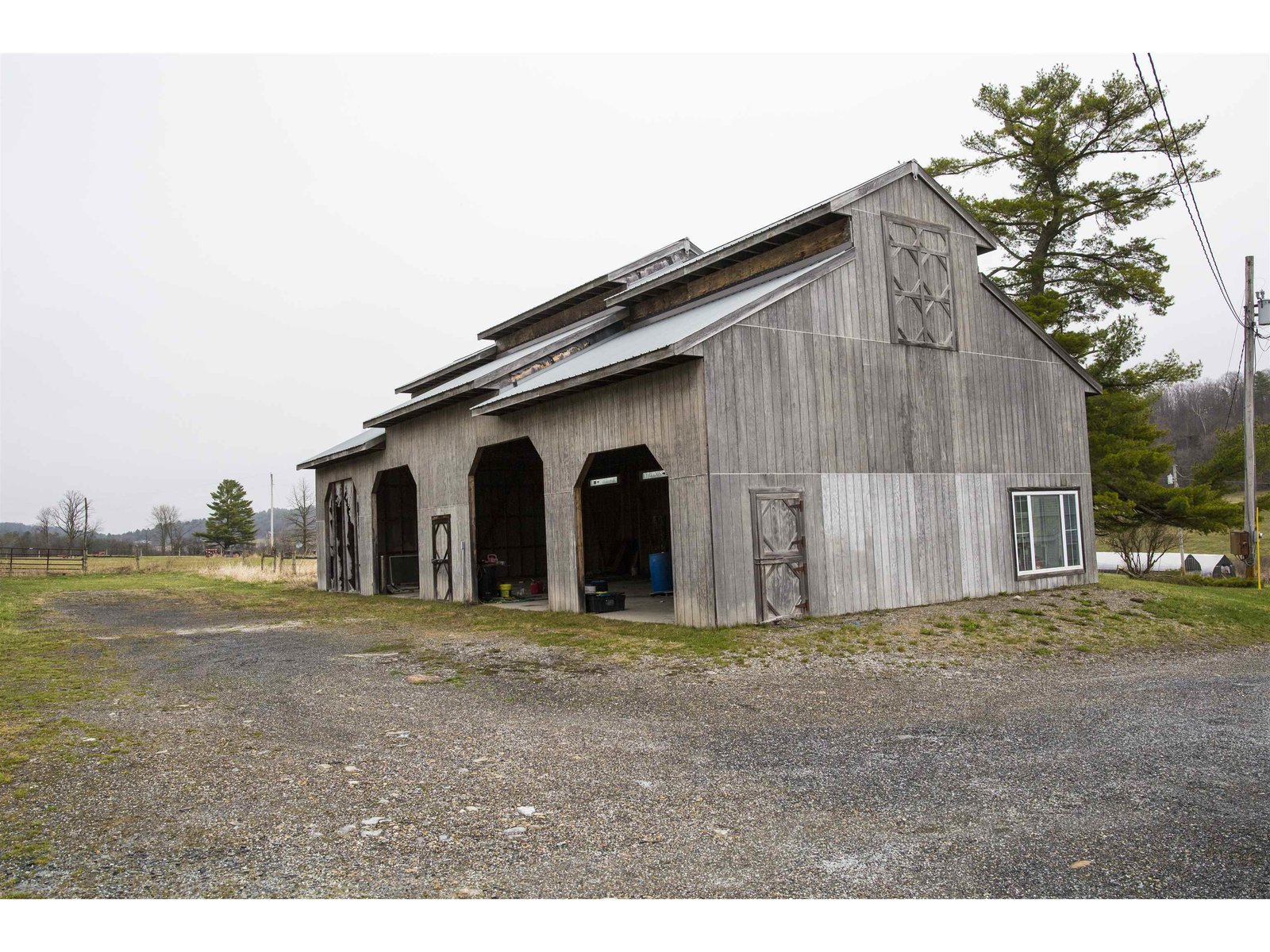 557 Pleasant Valley Road