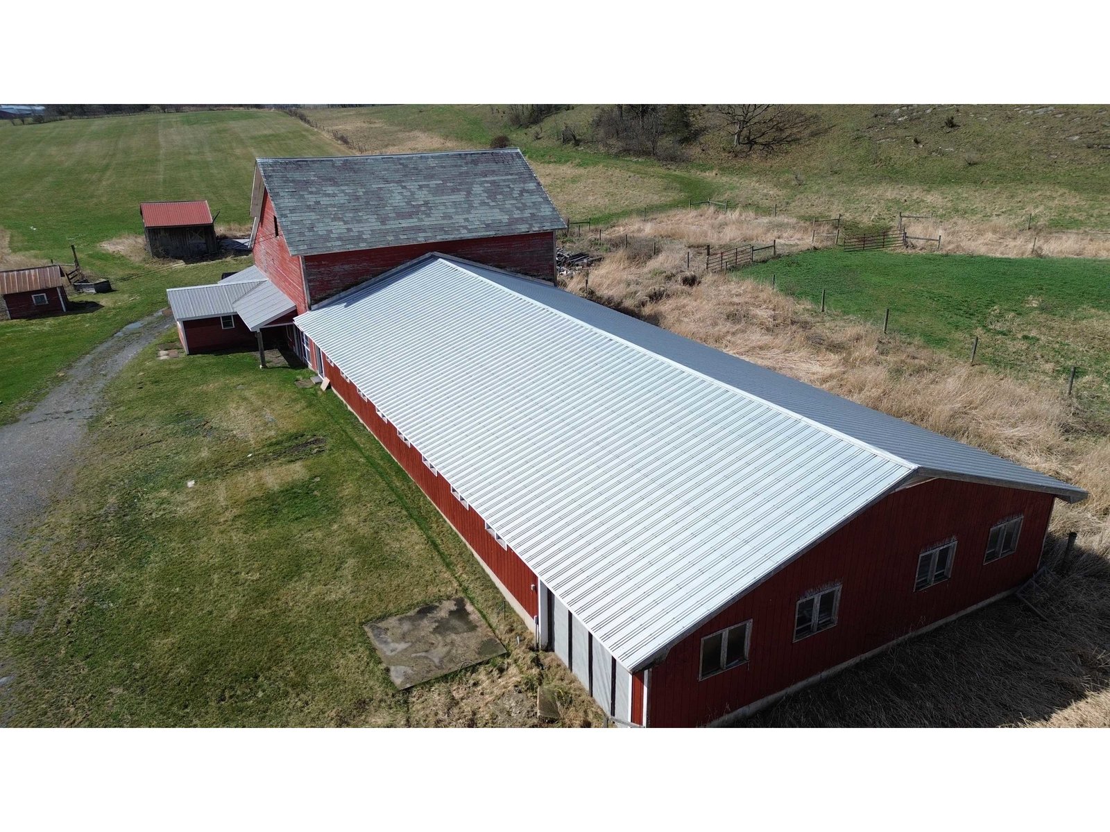557 Pleasant Valley Road