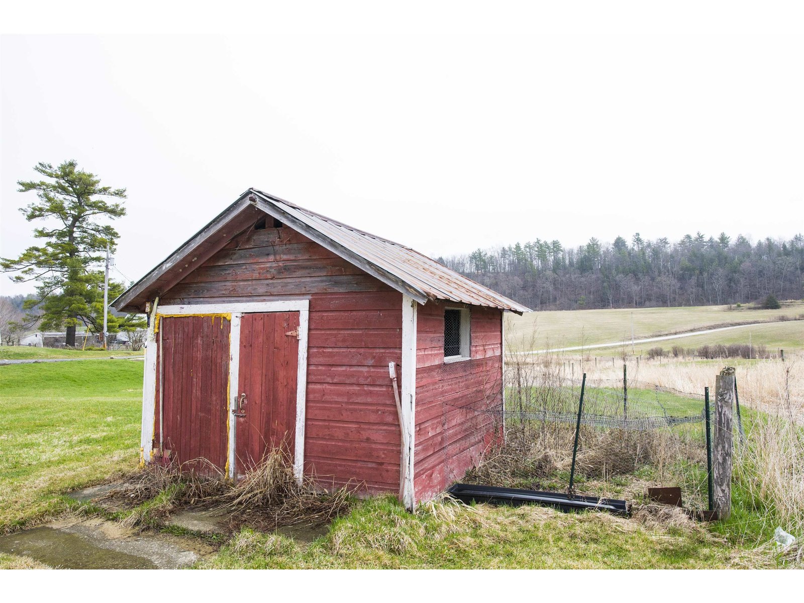 557 Pleasant Valley Road