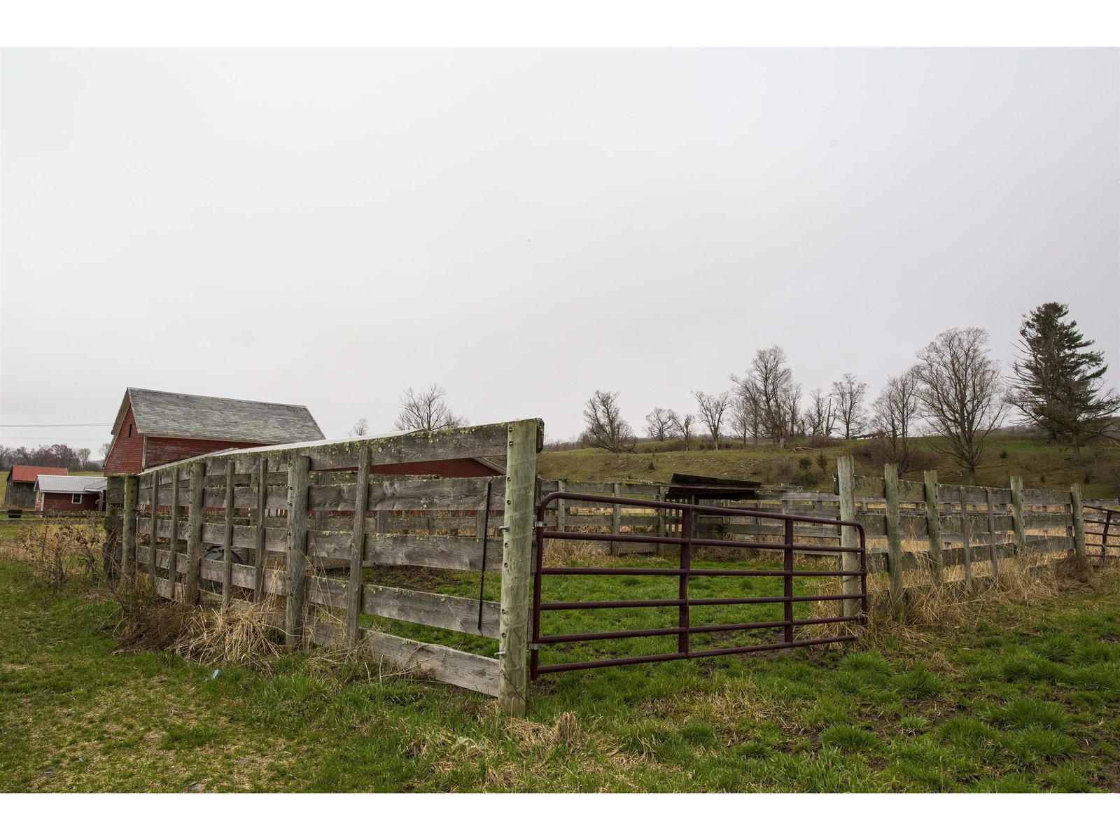 557 Pleasant Valley Road