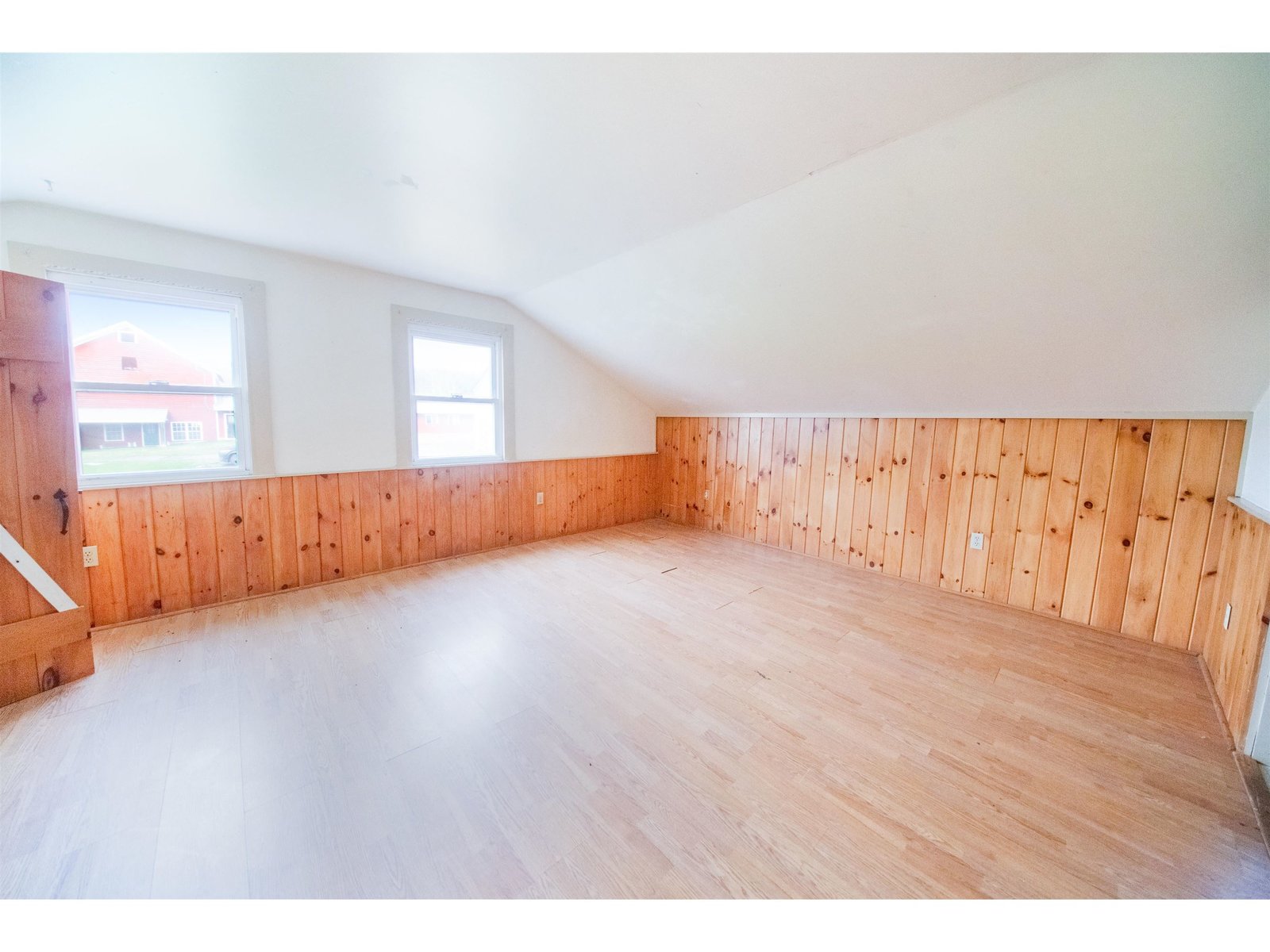 upstairs left bedroom