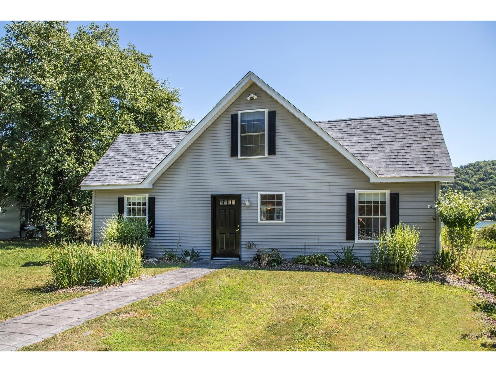 558 Burr Pond Road