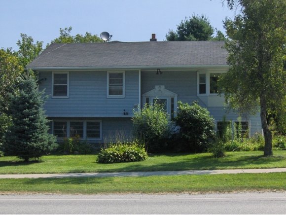559 Falls Road