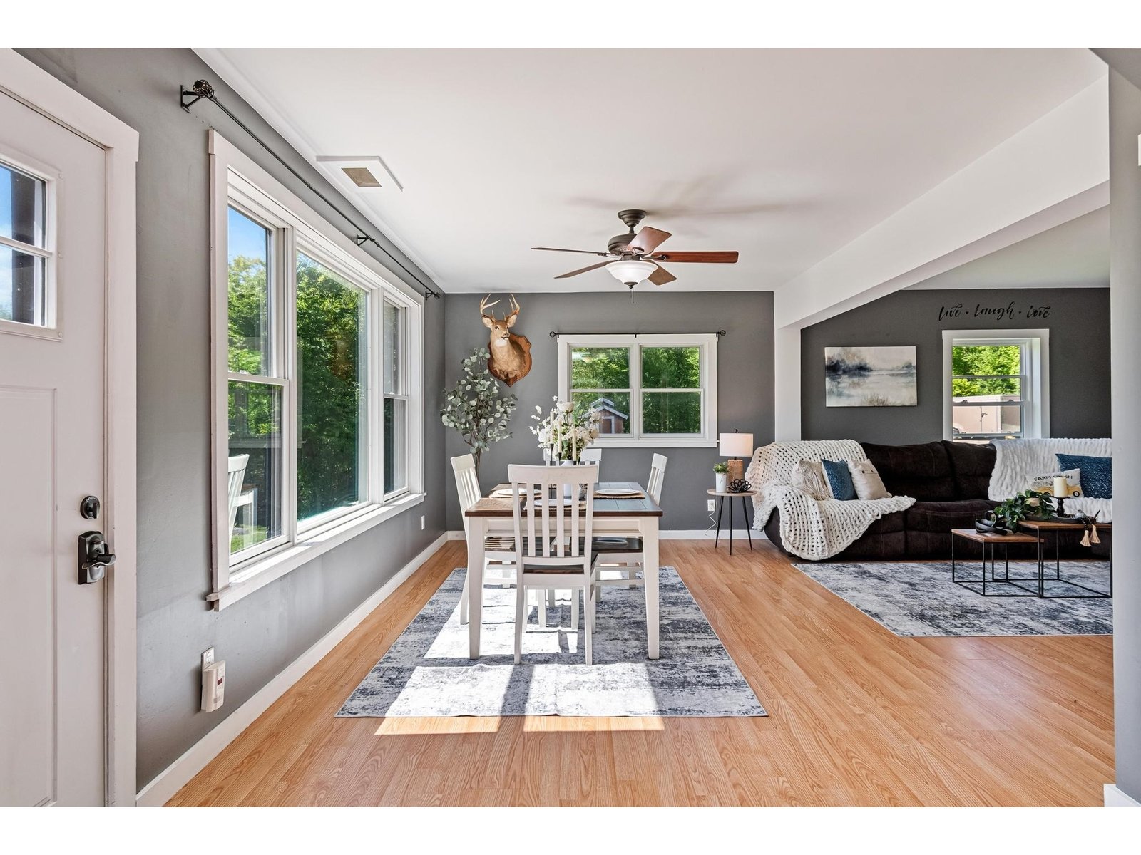 559 Valley View Drive