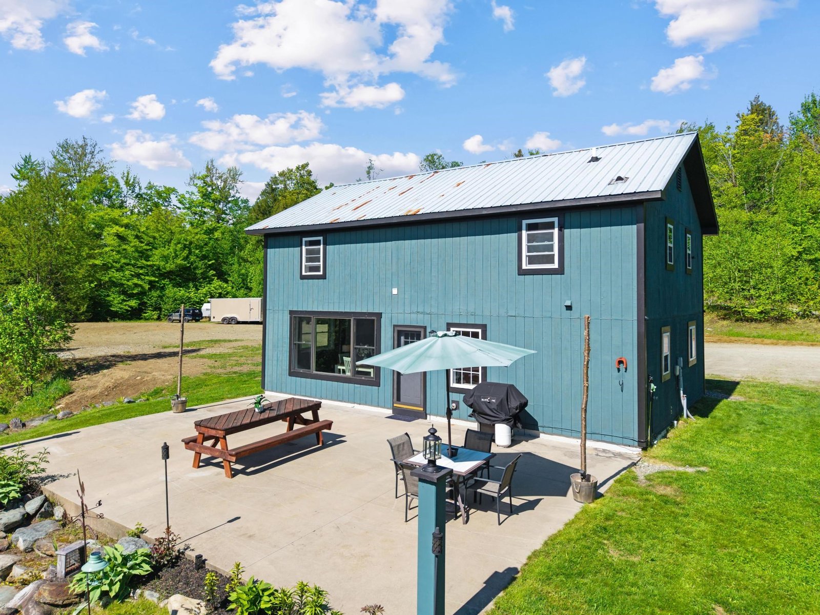 559 Valley View Drive