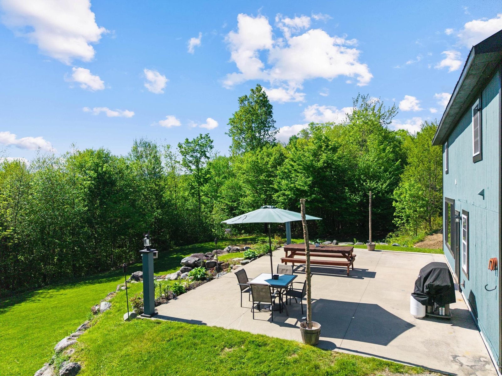 559 Valley View Drive