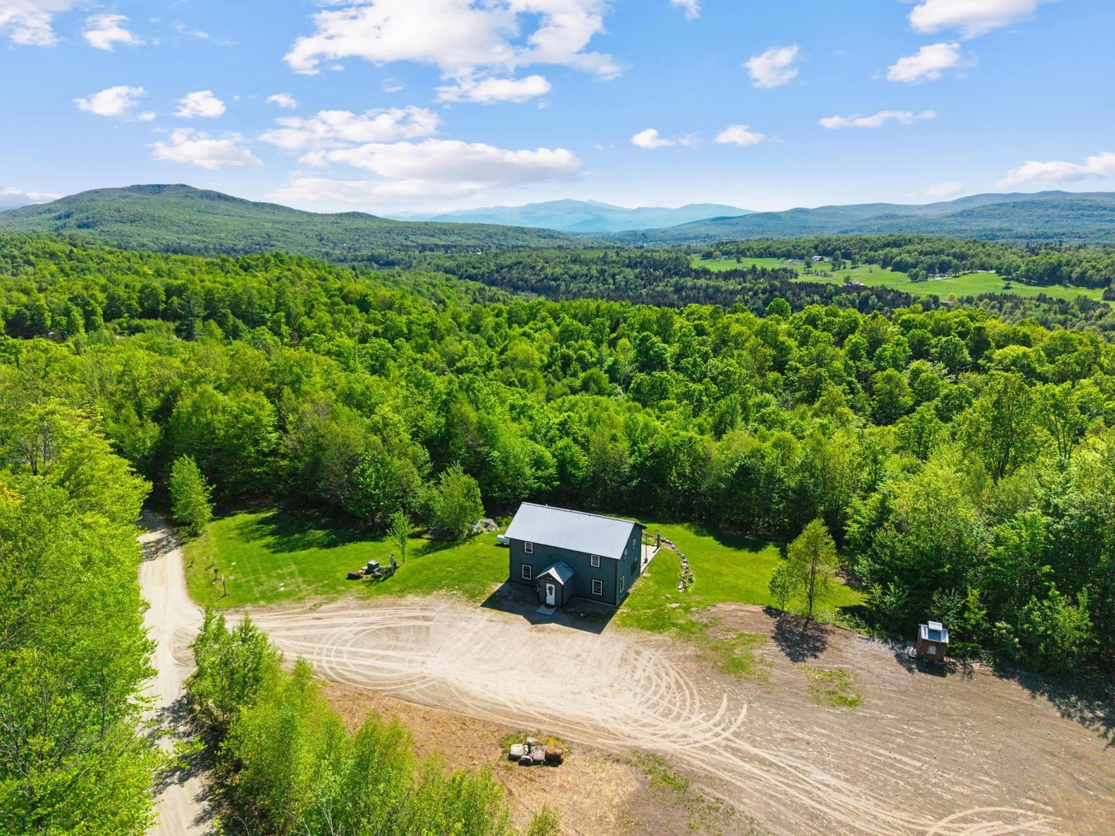 559 Valley View Drive