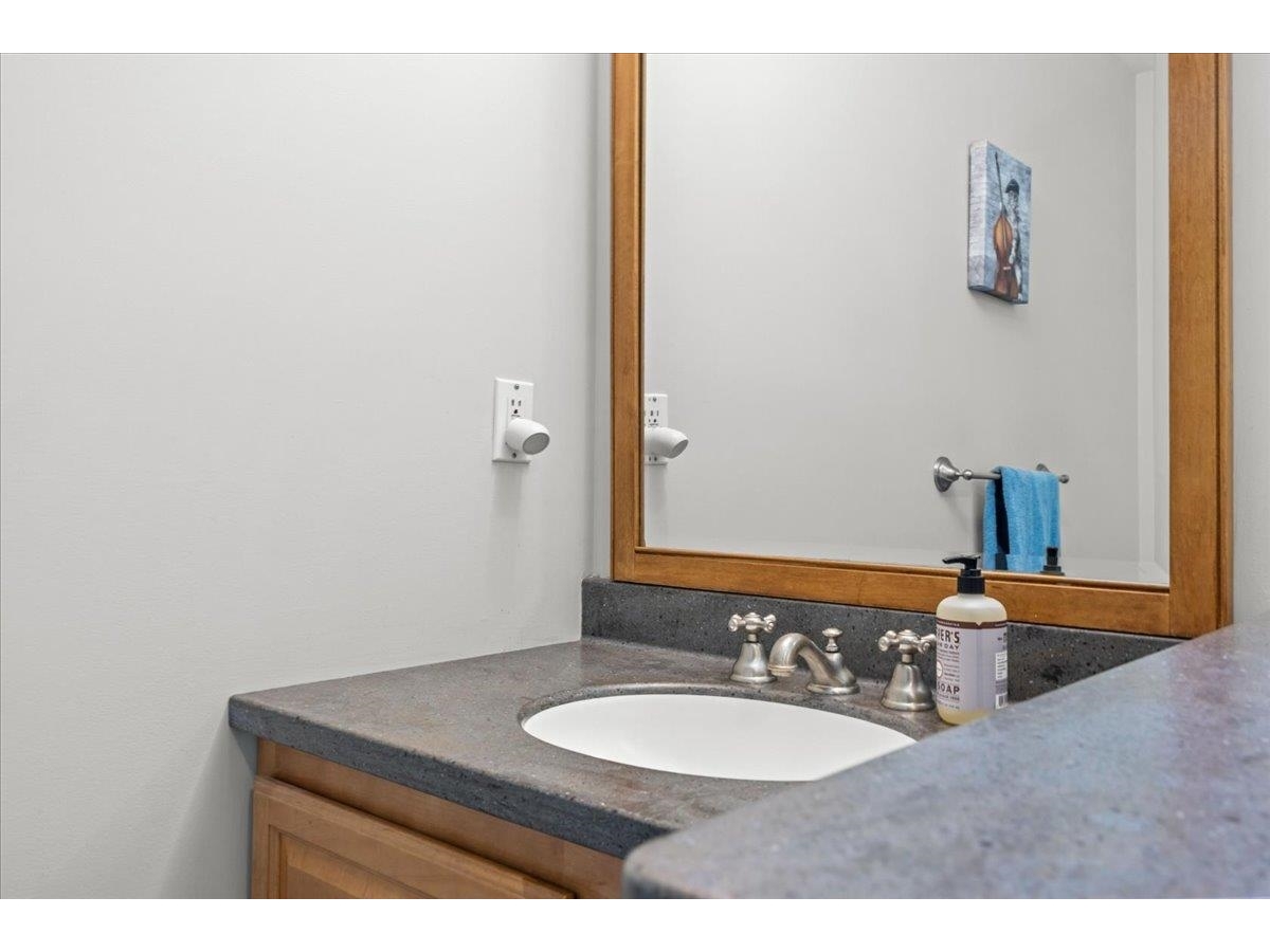 56 Barrett Lane