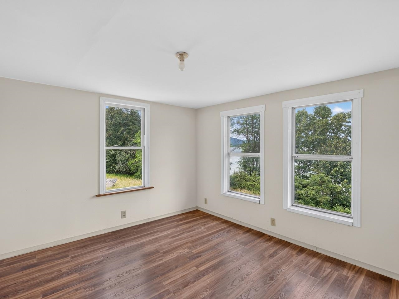 56 Giards Bay Drive