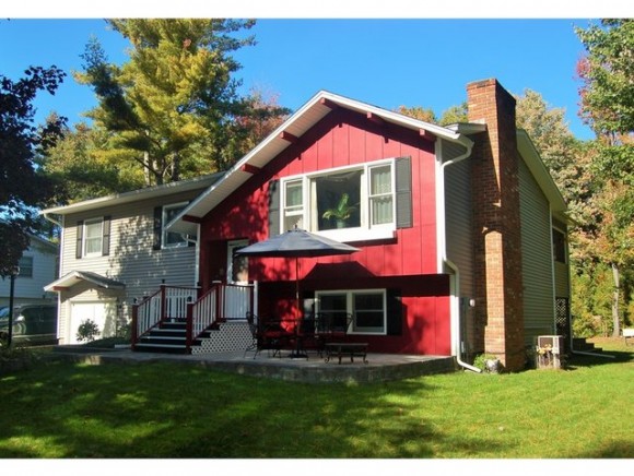 56 Lamplite Lane