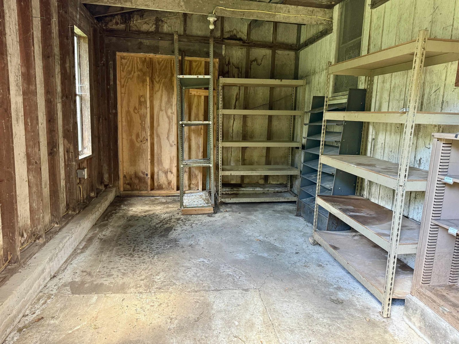 Storage shed