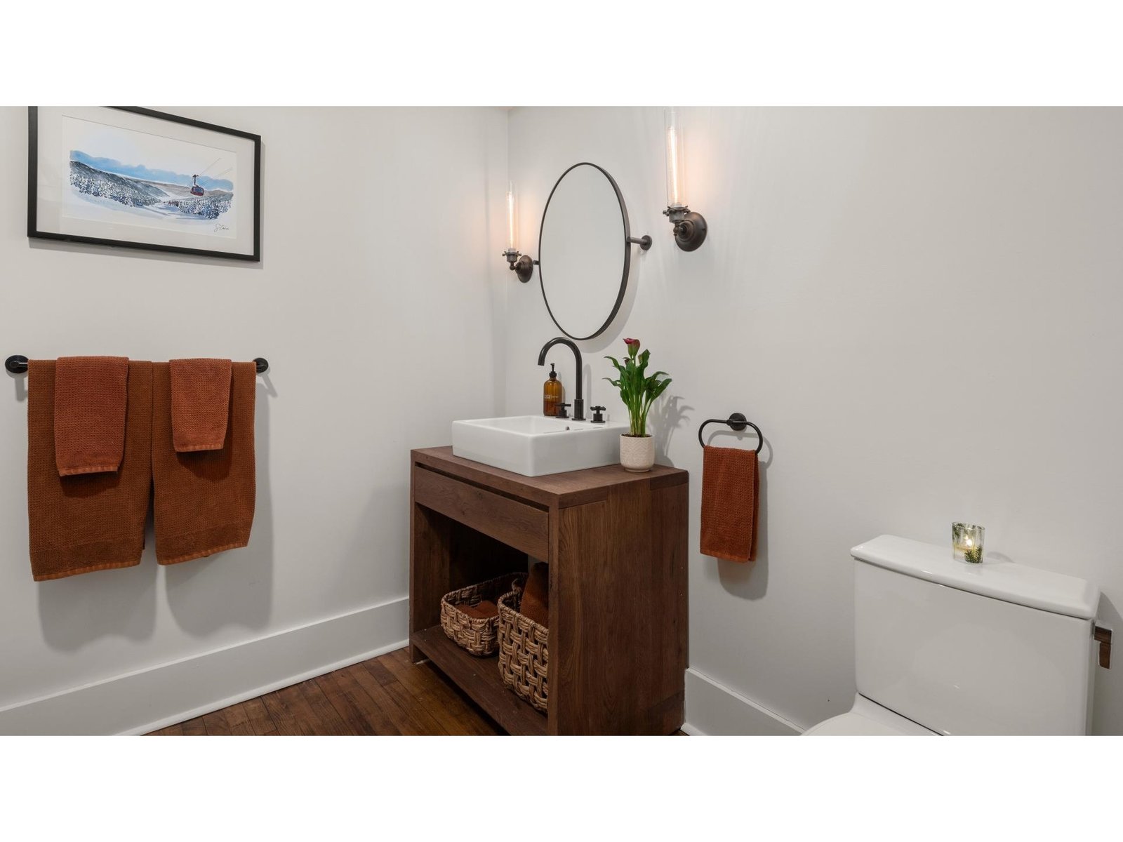 Level 2 bath
